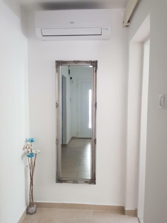 Vigo Apartman Pula Exterior photo